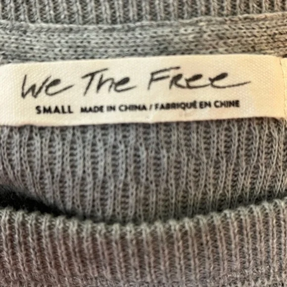We The Free Gray Oversized Thermal Rainbow Dreams Knit Top Women’s Size Small - Picture 6 of 10